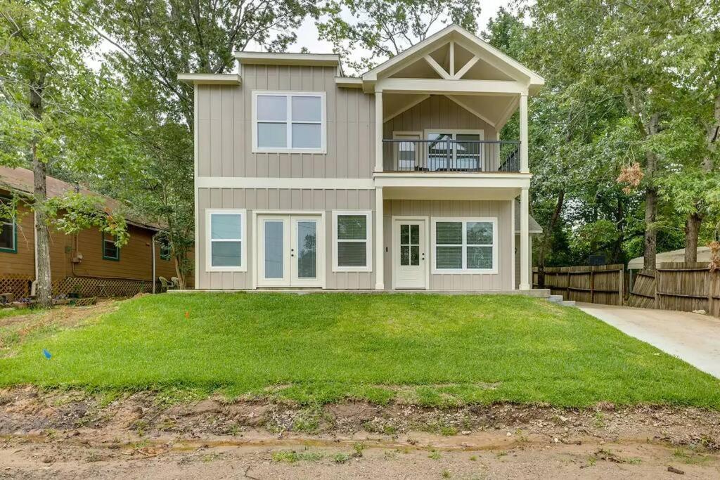 Vacation Home Lake Livingston! Onalaska Extérieur photo